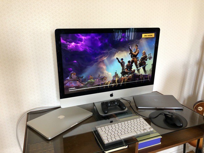How can gamers play Fortnite with the help of their MacBook?
