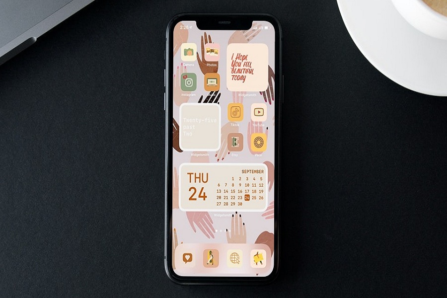 Aesthetic iOS 14 Wallpaper Ideas For Best iPhone Home Screen