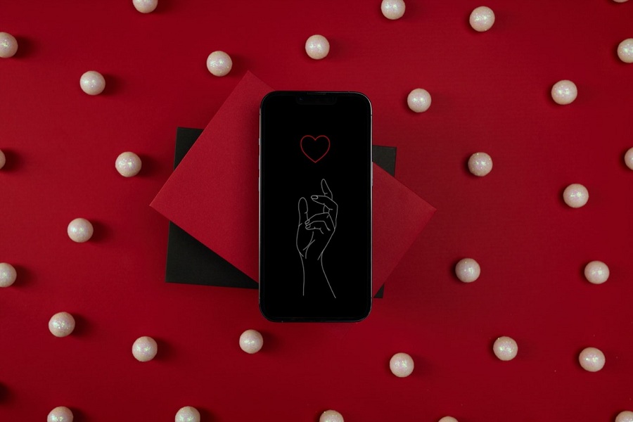 Valentine’s Day iPhone Wallpapers Aesthetic