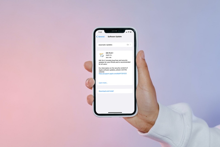iOS 15.4.1 SHOULD I UPDATE