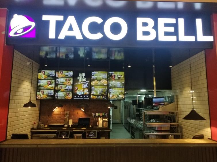 Does Taco Bell Take Apple Pay Drive Thru?