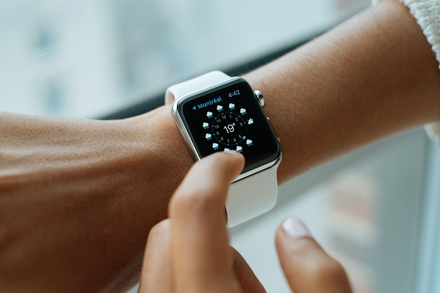 Close Apps on Apple Watch in watchOS 10