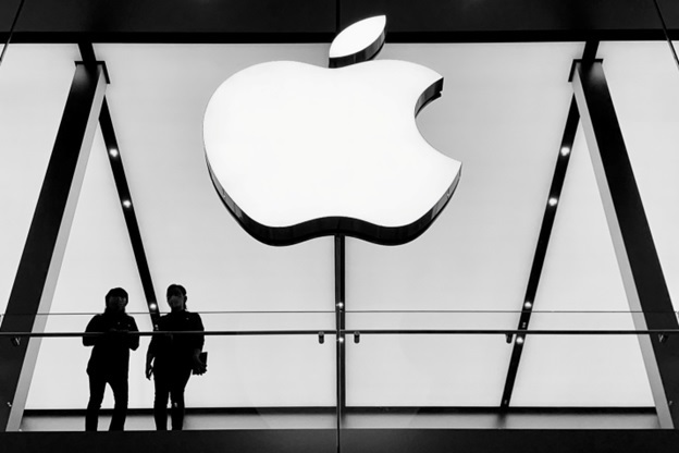 Apple Ramps Up Recruitment For AI Endeavors